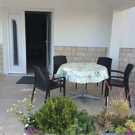 アパート Apartment Novi Vinodolski