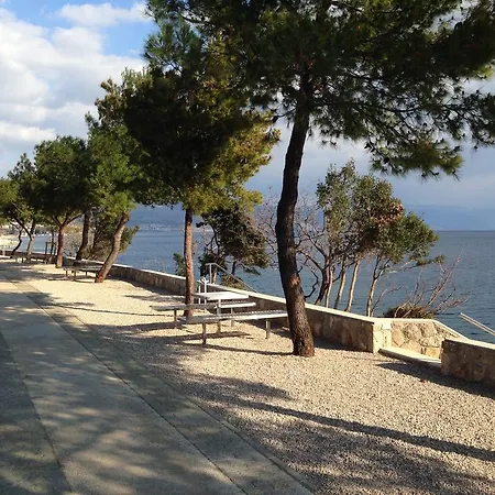 Apartment Novi Vinodolski ノヴィ・ヴィノドロスキー