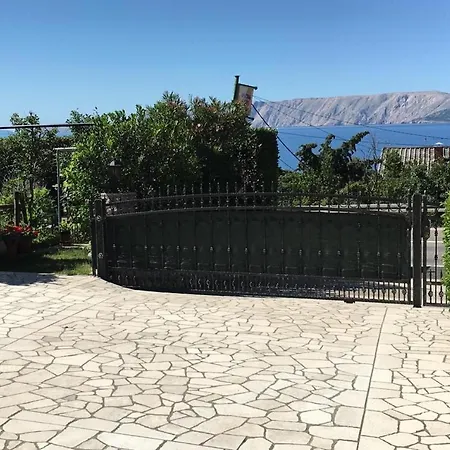 Apartment Novi Vinodolski * Novi Vinodolski